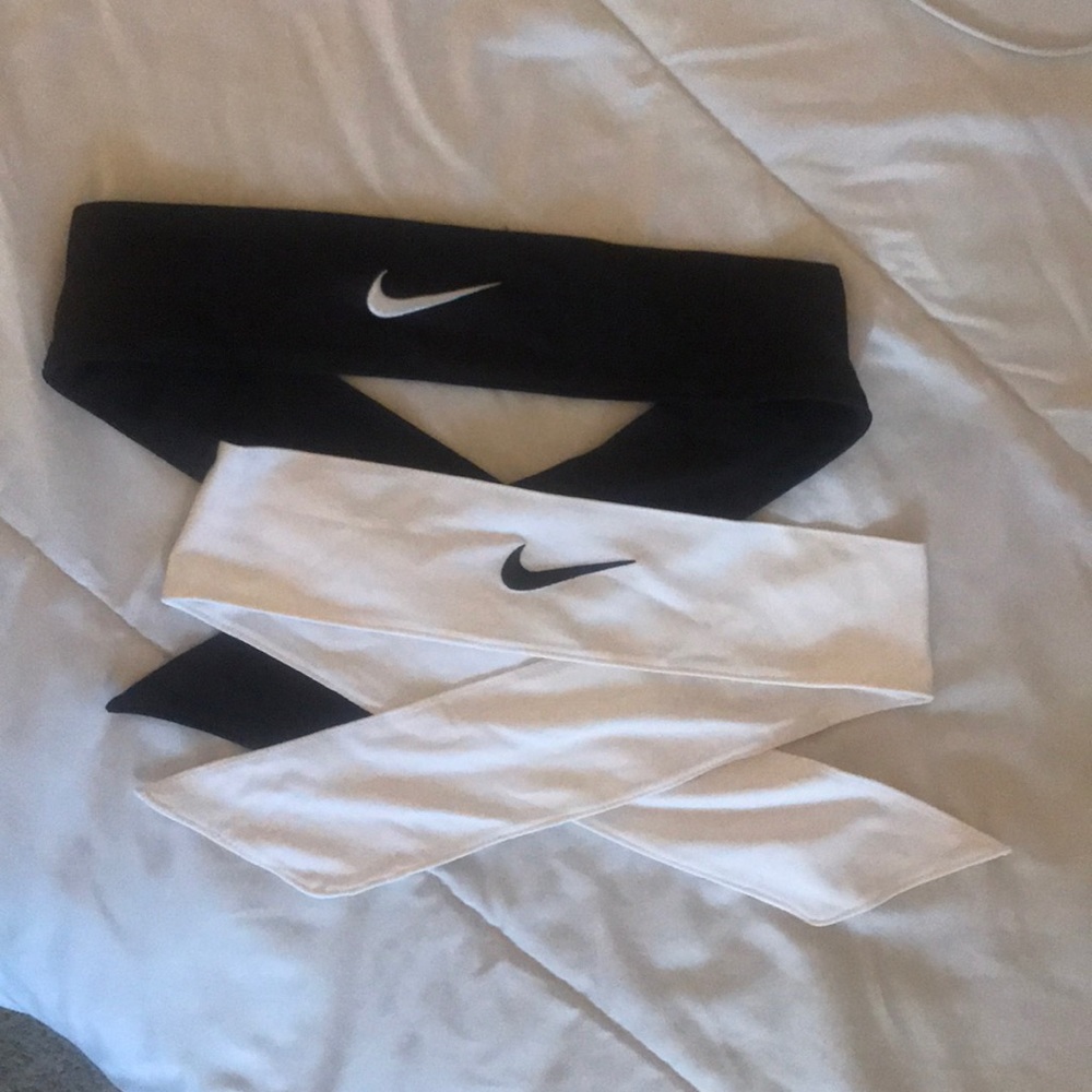 2 Nike tie headbands, black and white